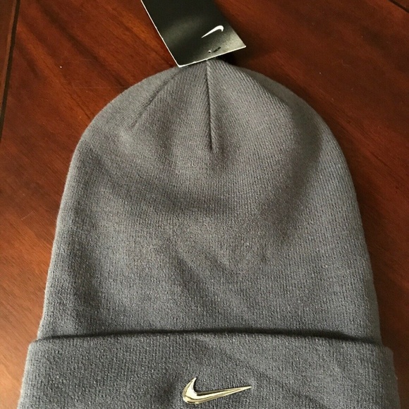 nike beanie metal swoosh